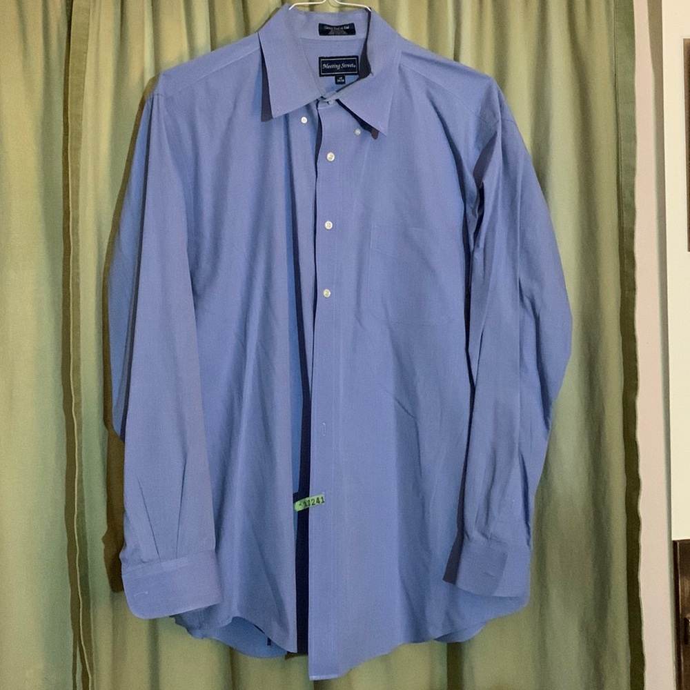 Meeting Street long sleeve button down shirt. XL